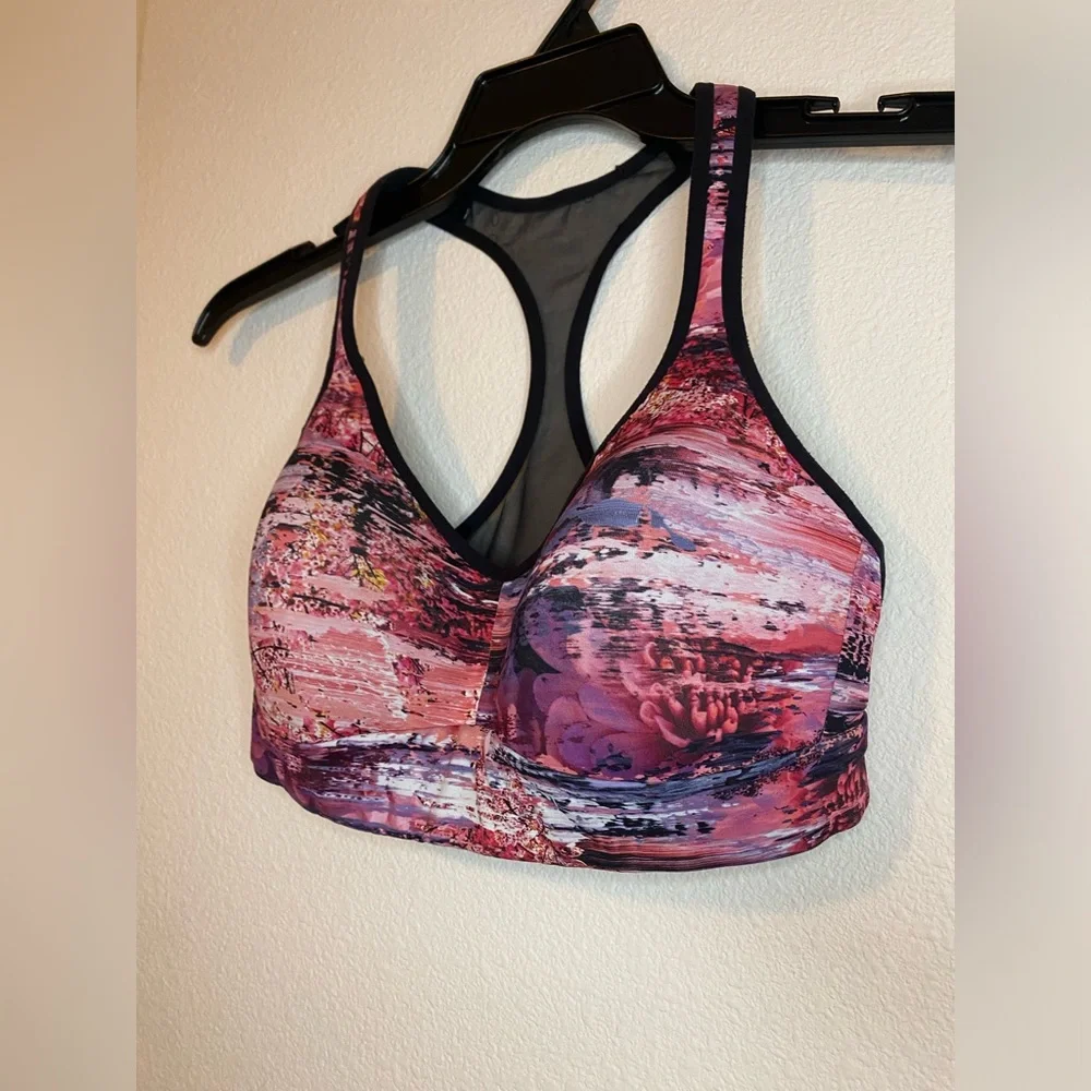 Lululemon floral sports bra ptp 15”